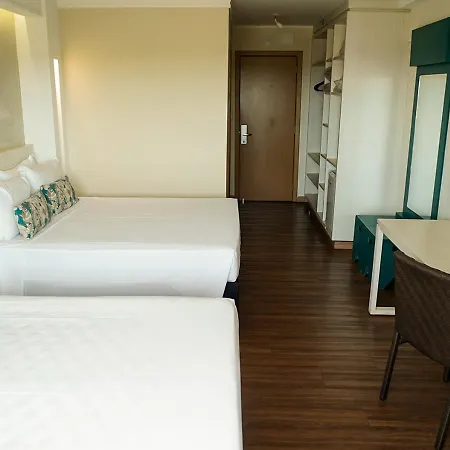 Celebration Resort Olimpia By Hot Beach Exterior photo